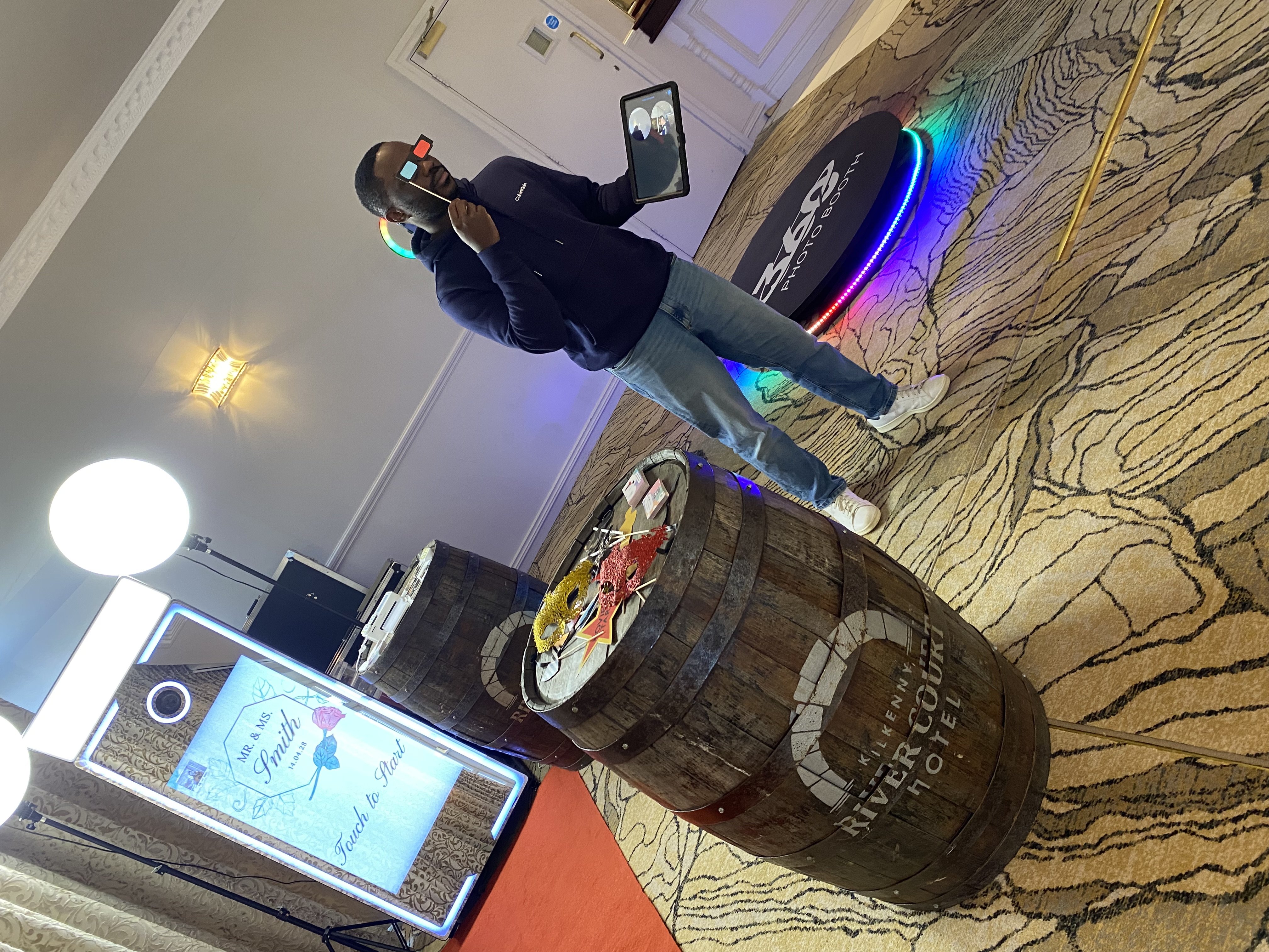 🥈 Silver  (Magic Mirror + 360 Booth Packages) 📍 Kilkenny & within 30km 🚗 Travel fee applies outside this area